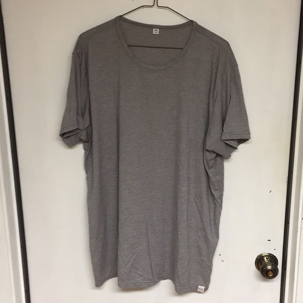 Uniqlo Heattech Scoop Tee